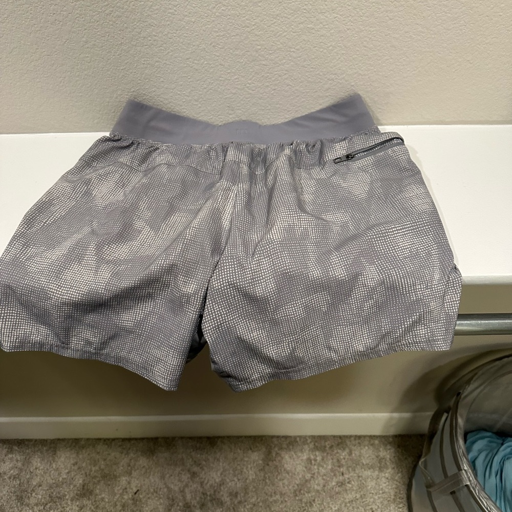 Men’s Lululemon running shorts with no liner